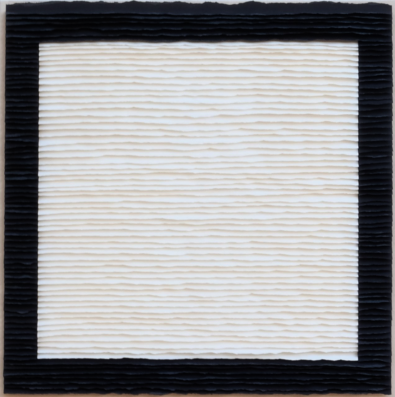 cuadrado negro y blanco 60 x 60 cm 2022 (1)