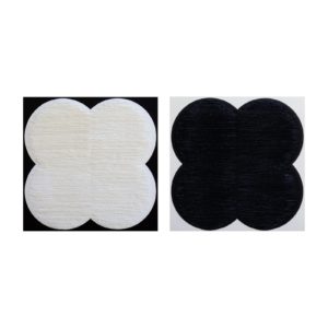 Díptico forma flor blanco y negro sobre negro y blanco 100 x 100 cm. unidad 2021