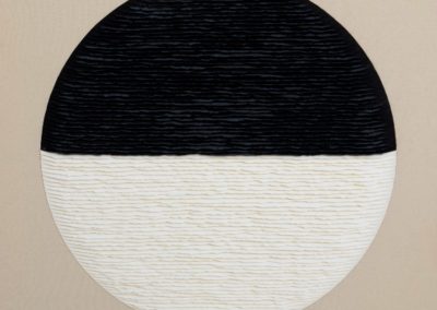 Black and white circle